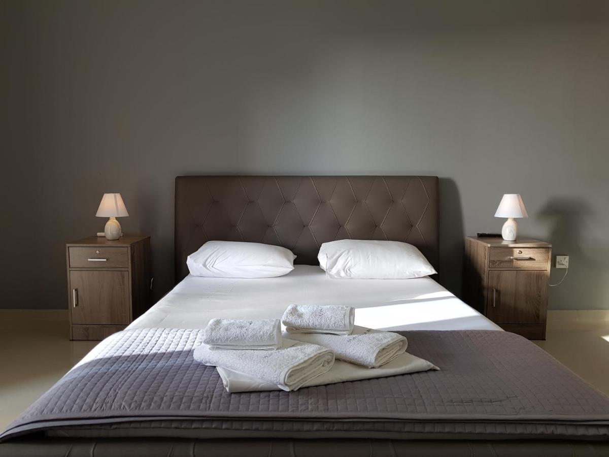 Valentina Apartments Paphos Ngoại thất bức ảnh