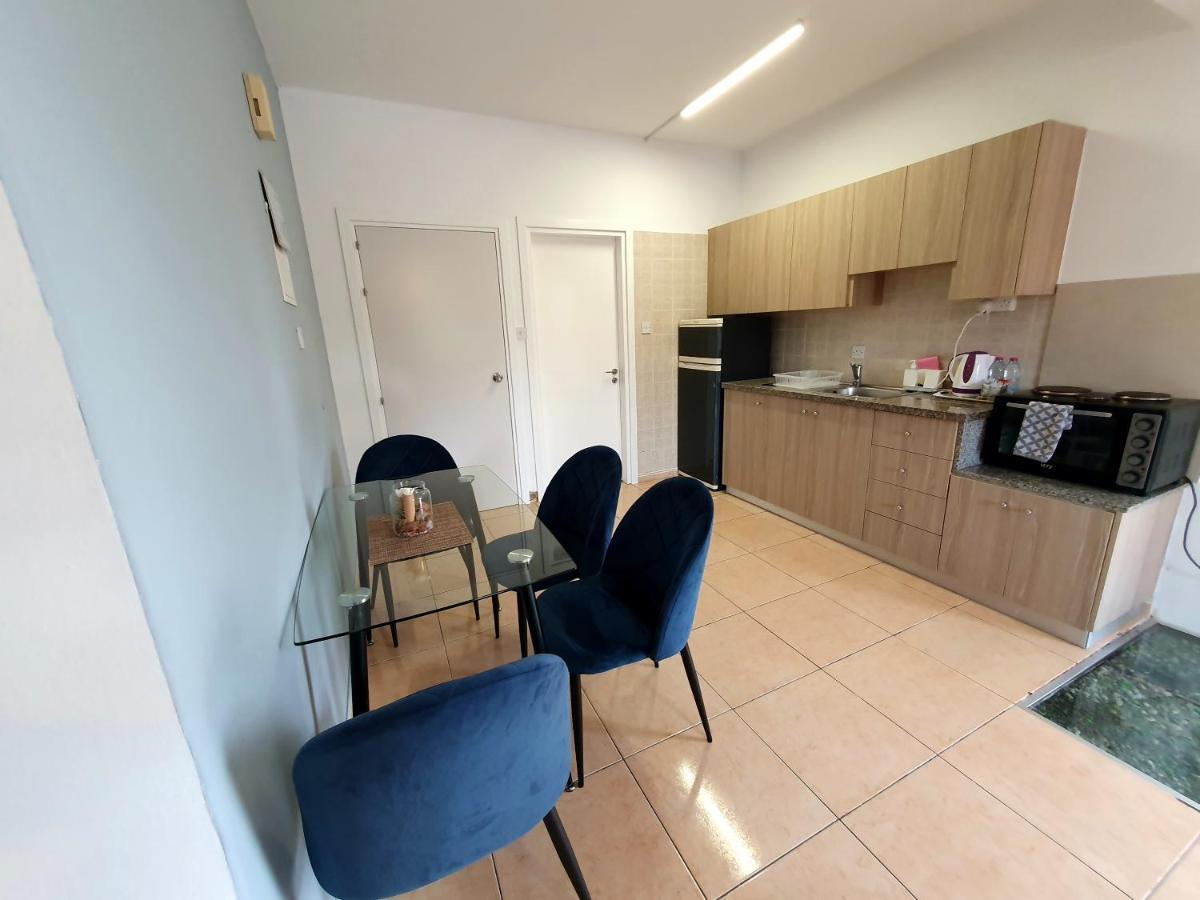 Valentina Apartments Paphos Ngoại thất bức ảnh