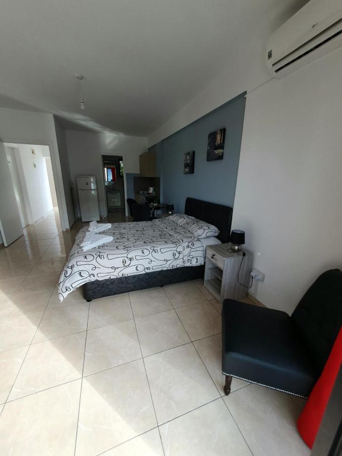 Valentina Apartments Paphos Ngoại thất bức ảnh