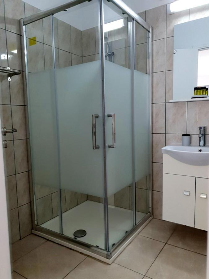 Valentina Apartments Paphos Ngoại thất bức ảnh