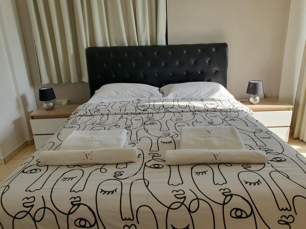 Valentina Apartments Paphos Ngoại thất bức ảnh
